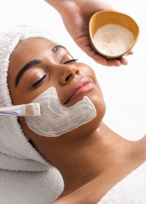 Dermaplaning Facial